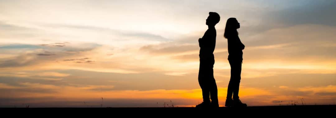 Jak pogodzić się z rozstaniem psychologia: skuteczne strategie wsparcia emocjonalnego